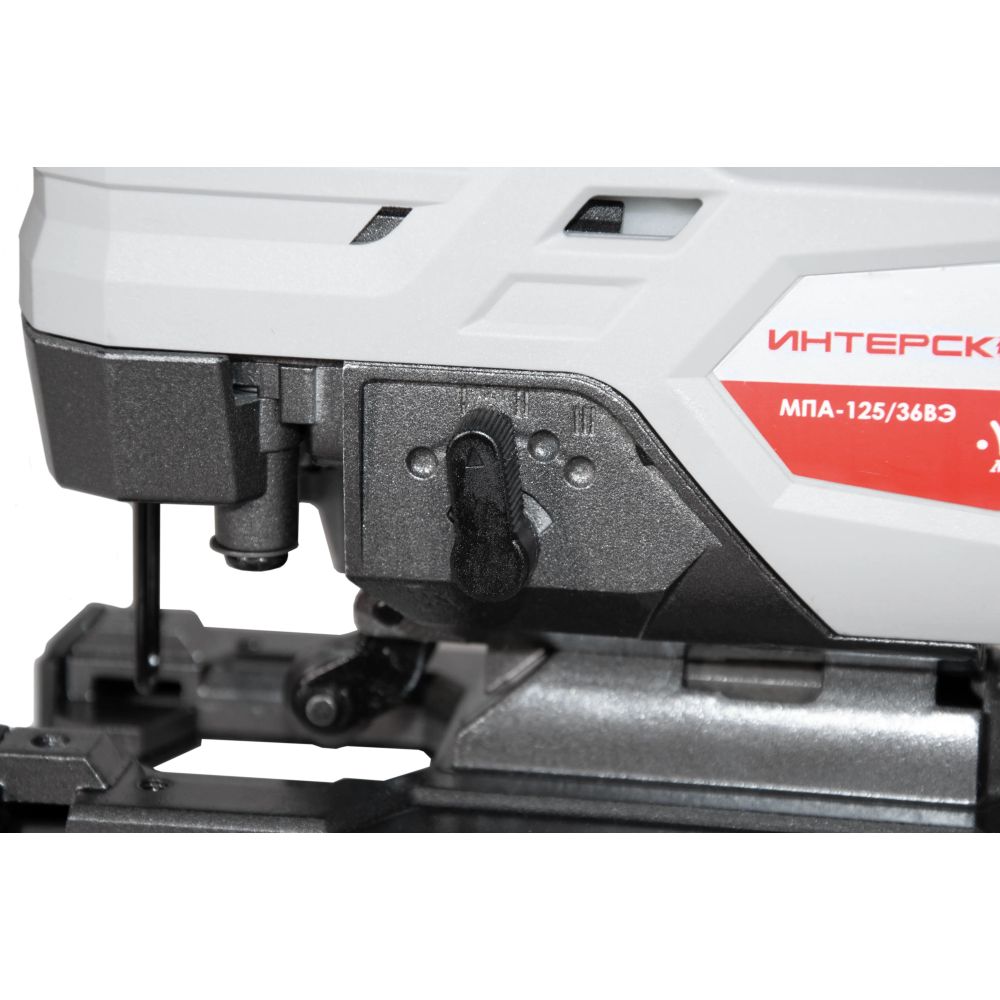 Аккумуляторный лобзик ИНТЕРСКОЛ МПА-125/18ВЭ, 18 В, 3000 ход/мин, 26 мм, с АКБ 2 Ач и ЗУ (939.0.0.70-B2C)
